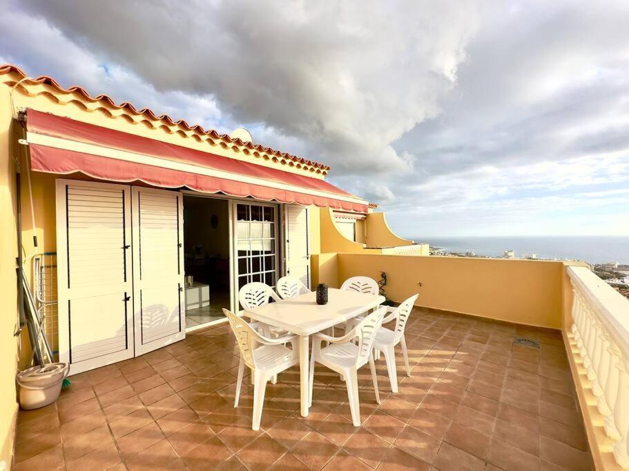 Penthouse With Ocean Views - Torviscas Daire Costa Adeje Dış mekan fotoğraf
